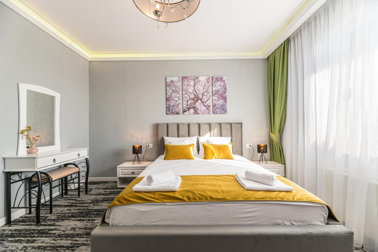 Stejarii Resort Ineu エクステリア 写真