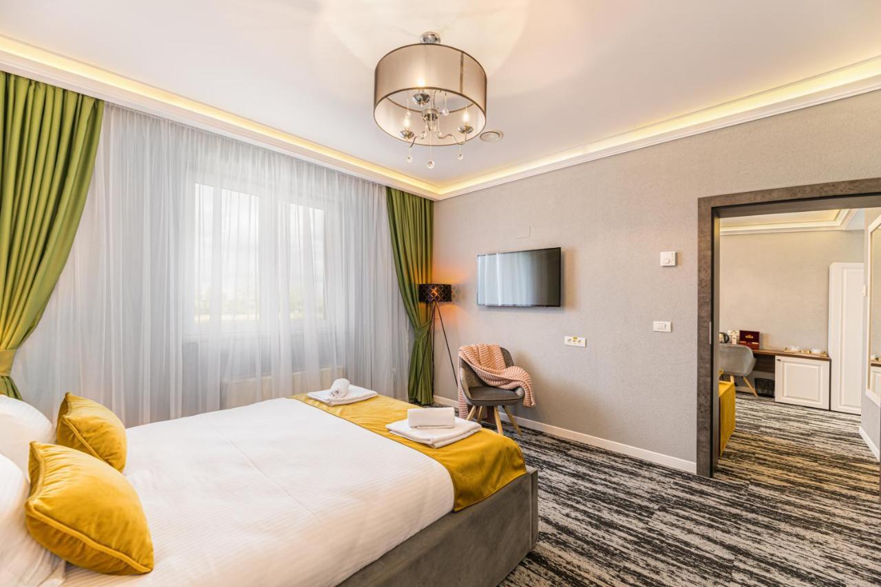 Stejarii Resort Ineu エクステリア 写真